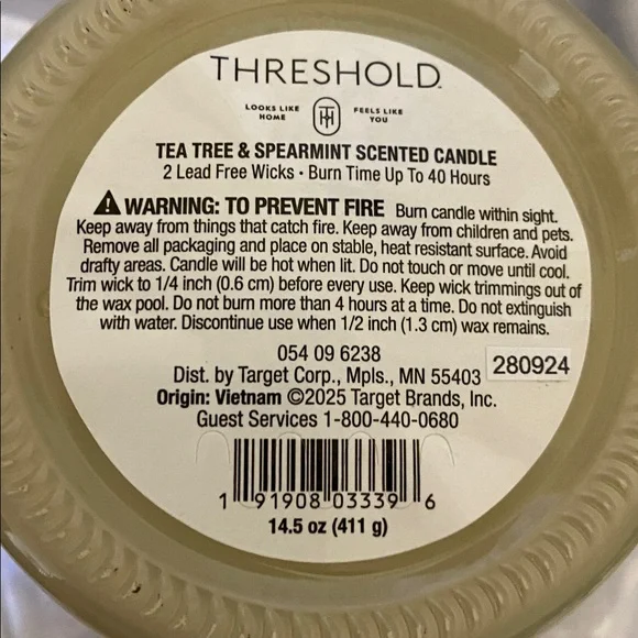 Threshold, Tea Tree + Spearmint Candle - Picture 3 of 5